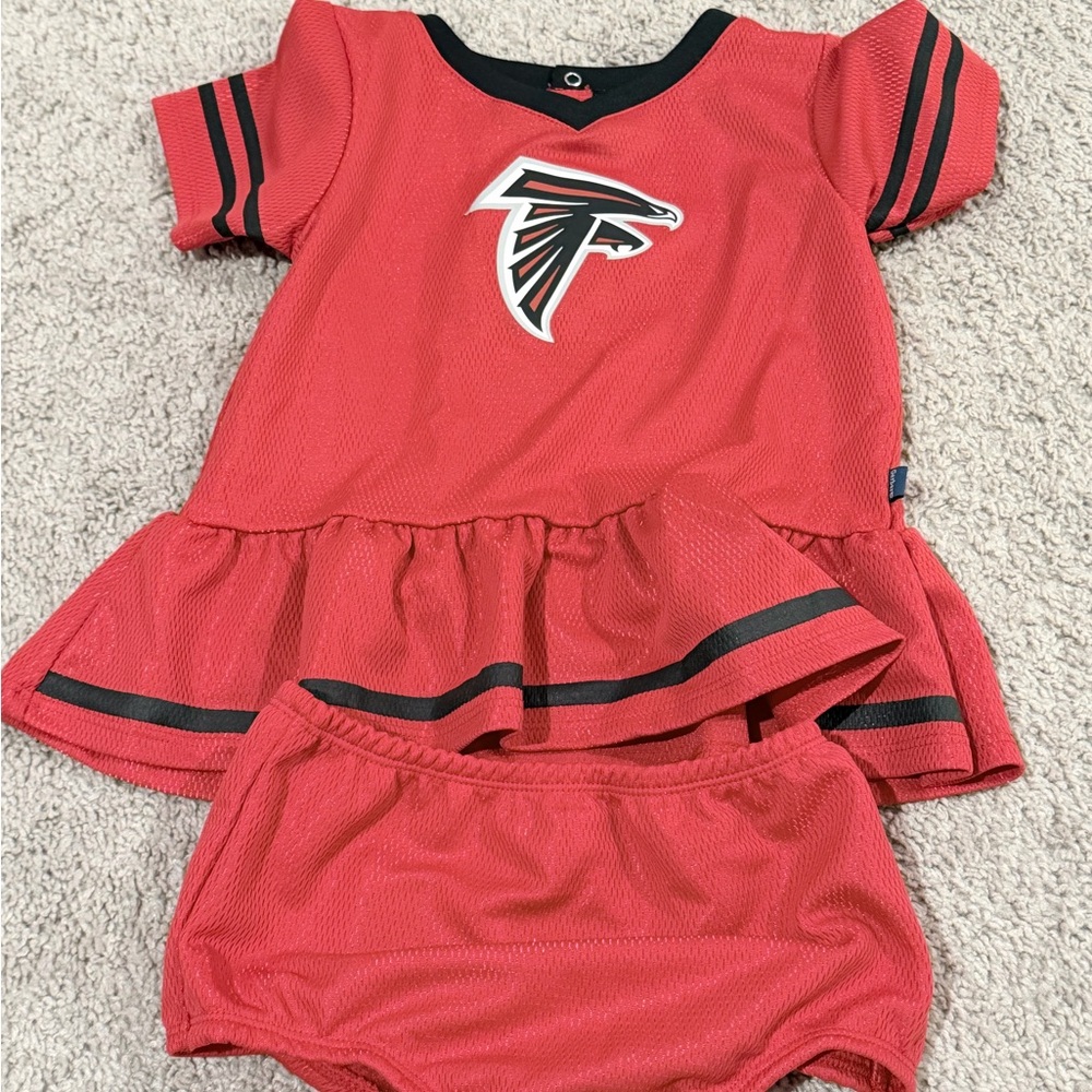 Atlanta Falcons Baby Girl Jersey& Bloomers Set – NFL